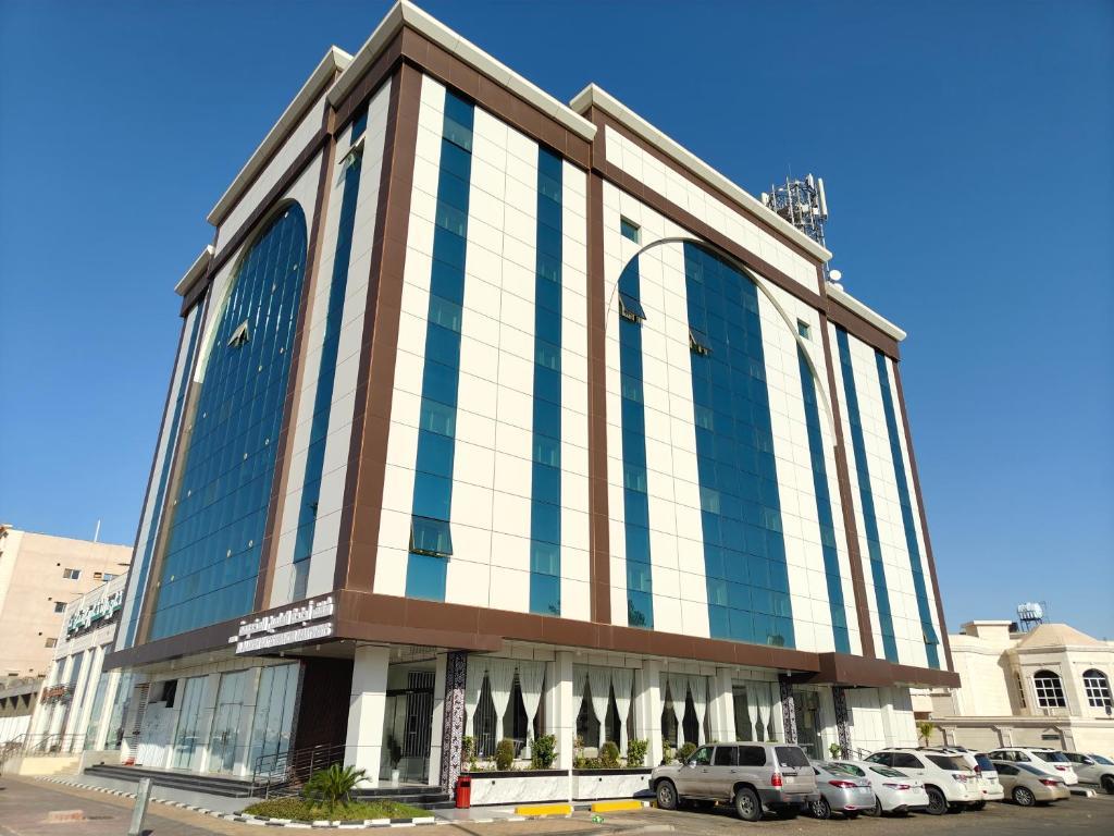 Al Alalamein Suites