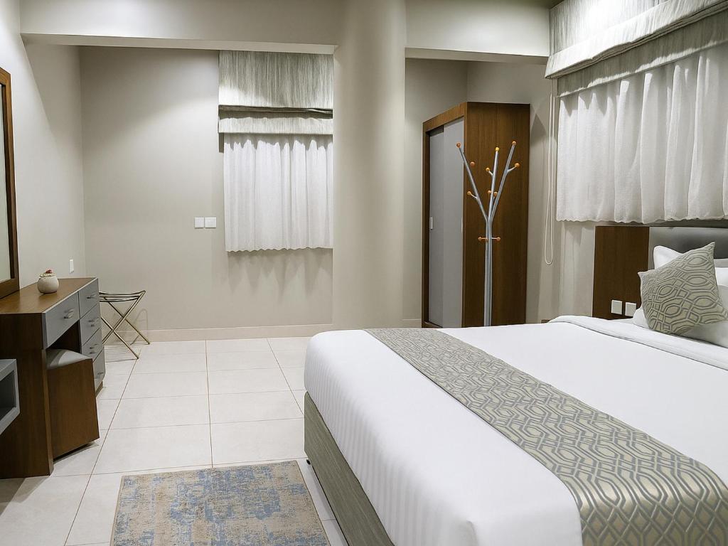Al Alalamein Suites