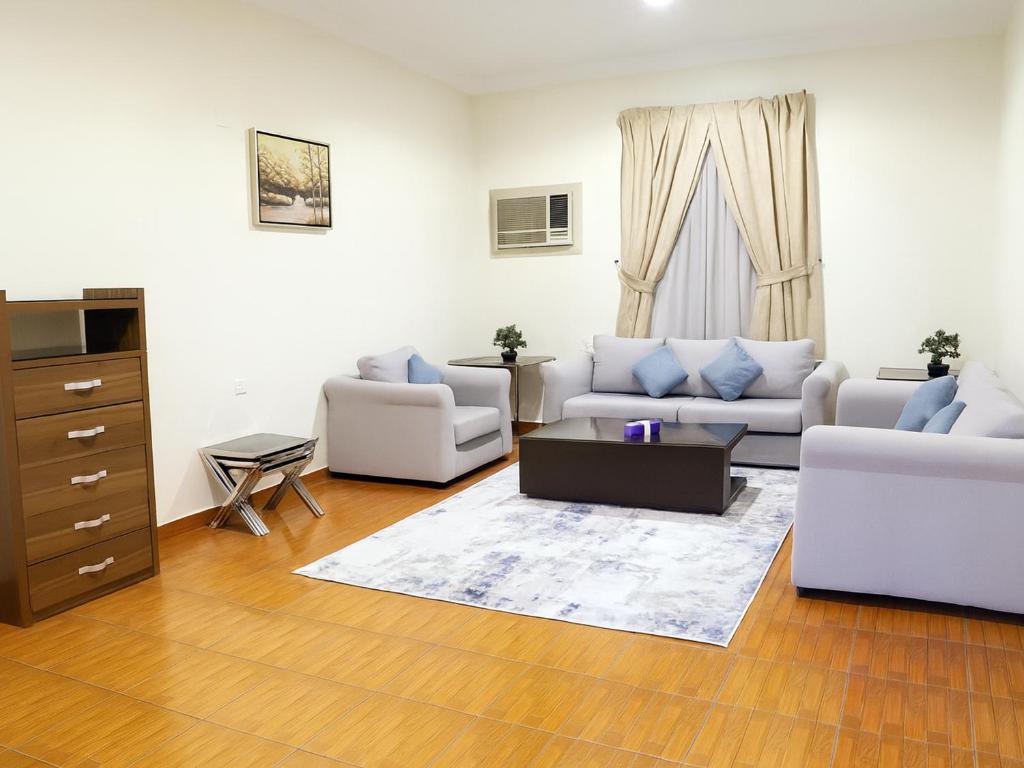 Four Seasons Residential Units