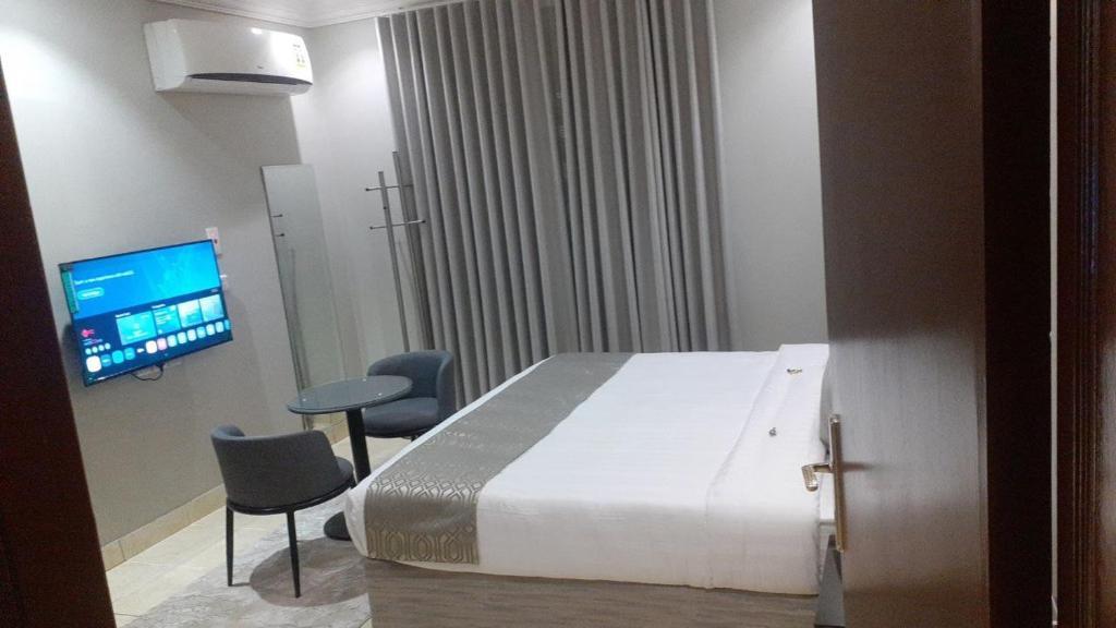 Guest Suites